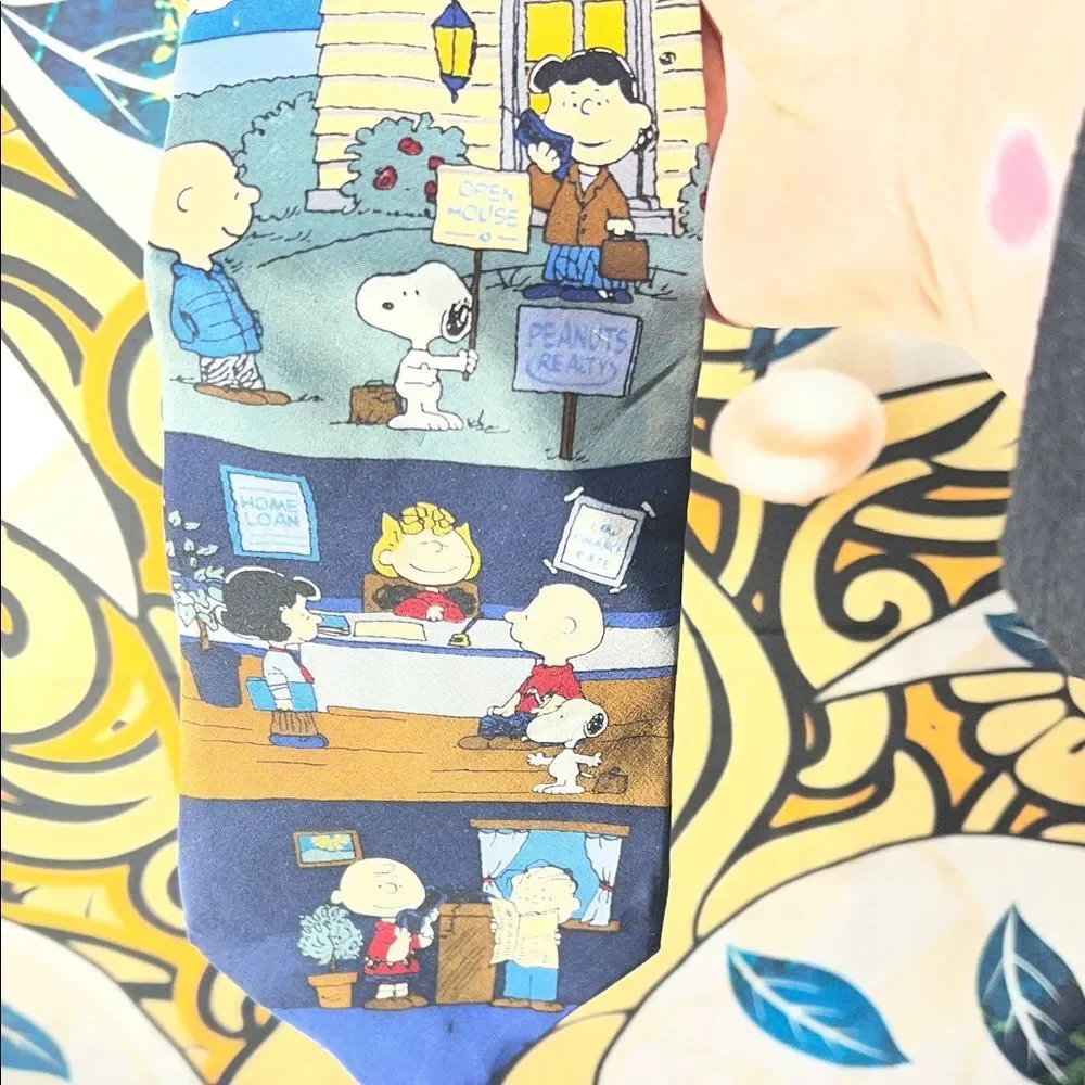 Vintage Peanuts Snoopy and Friends Mortgage Sweet Mortgage Silk Tie 4